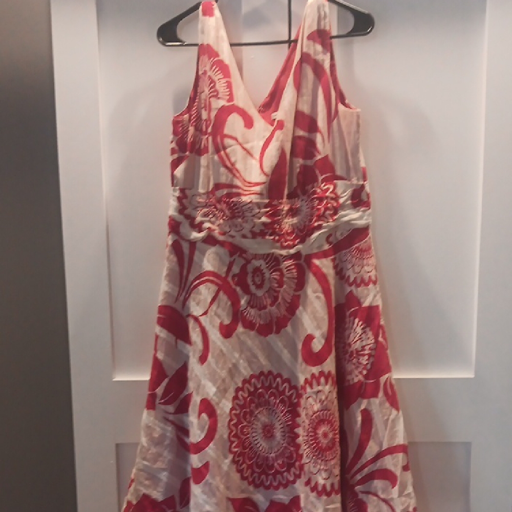 Amanda Lane Red and White Floral Midi Dress